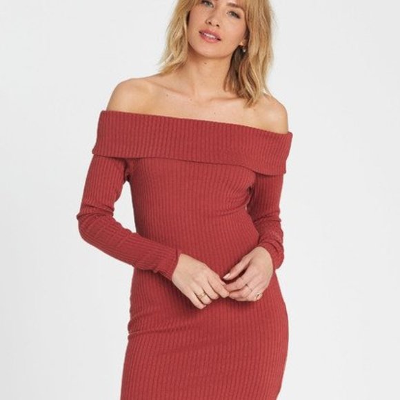 🔥 BILLABONG SWEATER DRESS 🔥 - Picture 4 of 8